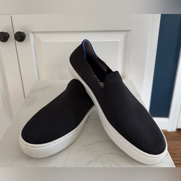 Rothy's The Original Slip On Sneaker in Black, Size 7 - Picture 15 of 16